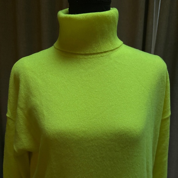Halogen Neon Yellow Cashmere Turtleneck (NWT) - Picture 3 of 6